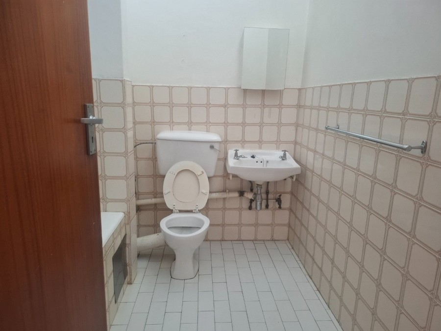 To Let 2 Bedroom Property for Rent in Kroonheuwel Free State